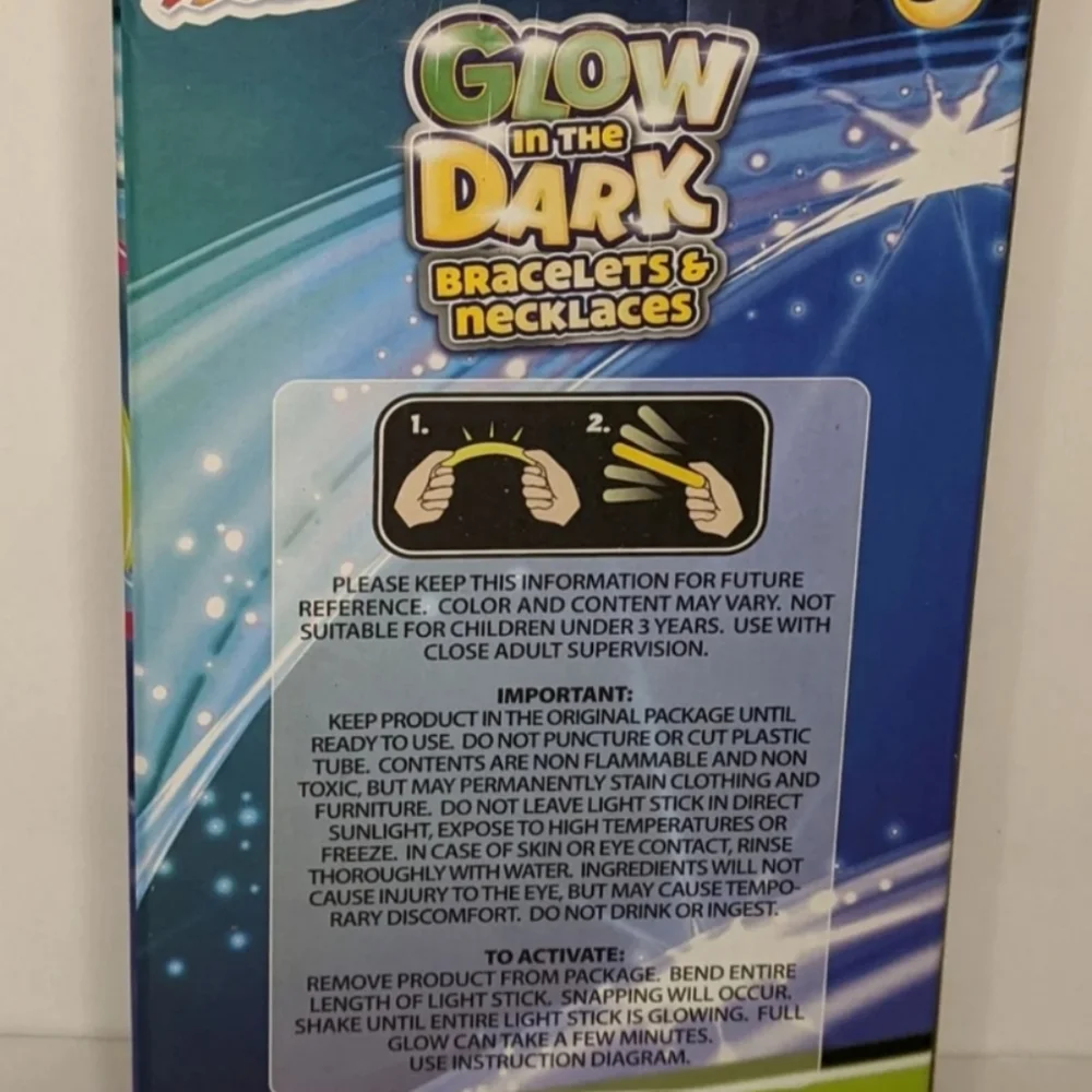 All occasion Party Glow Sticks 128 Piece Set Bracelet s & Necklaces Hall…